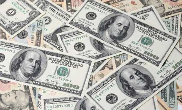 Чистый вывод капитала из РФ за 7 месяцев сократился в 4,9 раза, — ЦБ | Русская весна