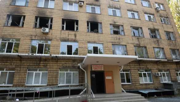 Последствия утреннего обстрела Донецка украинскими карателями (видео) | Русская весна