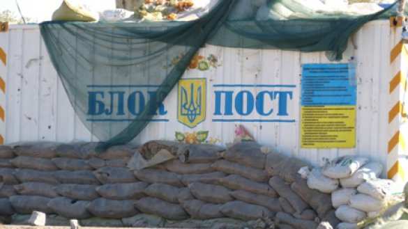 Украинская армия в Мариуполе устанавливает теплые блокпосты и готовится воевать зимой | Русская весна