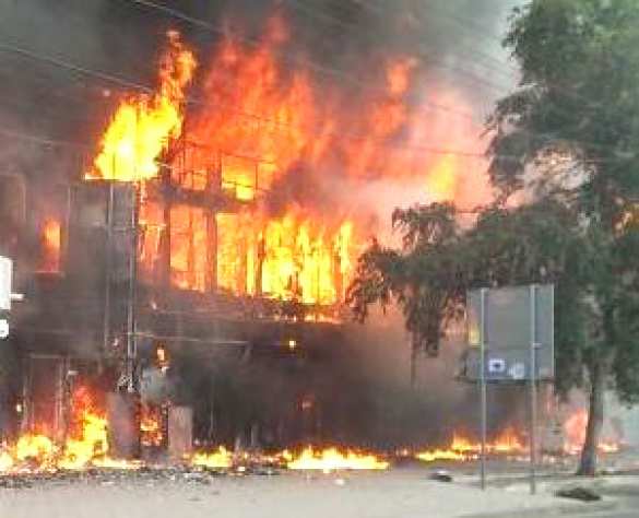 Сводка: только по Донецку за ночь фашисты нанесли 15 огневых ударов | Русская весна