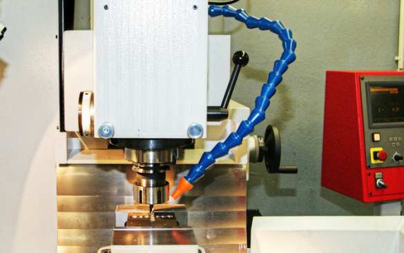 Настольные станки с ЧПУ: выполняемые операции и сфера применения | Русская весна