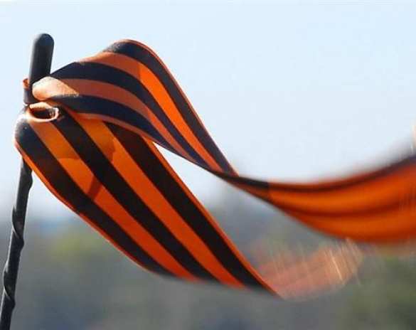 По Киеву с георгиевской лентой — эксперимент c печальным финалом (ВИДЕО А.Шария) | Русская весна