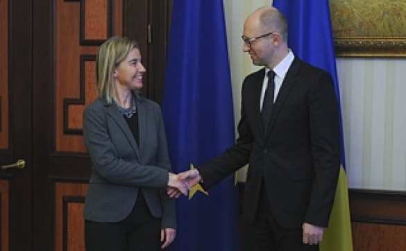 Яценюк: ЕС надо платить зарплату чиновникам Украины | Русская весна