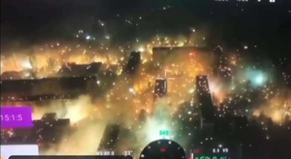 Огненный дождь для ВСУ в Бахмуте: ЧВК «Вагнер» снова накрывает «зажигалками» район, превращённый в крепость ВСУ (ВИДЕО) | Русская весна