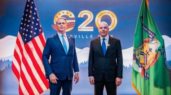 Бессент и Силуанов на встрече G20 обсуждали мирный план Трампа по Украине — Reuters | Русская весна