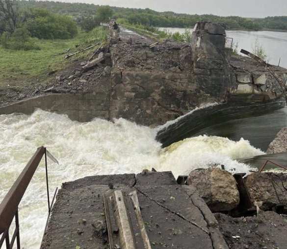 Взорвана дамба, через которую шло снабжение ВСУ в ДНР (ФОТО, ВИДЕО) | Русская весна