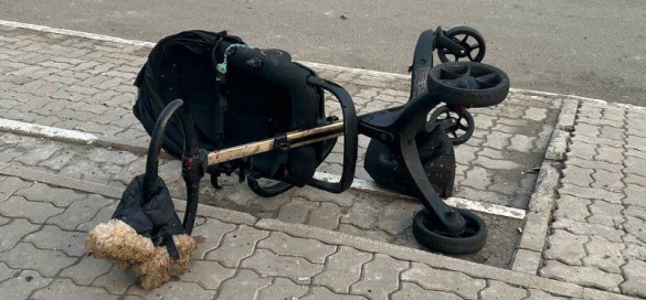 Женщина из Белгорода закрыла собой своих детей во время ракетного обстрела (ВИДЕО) | Русская весна