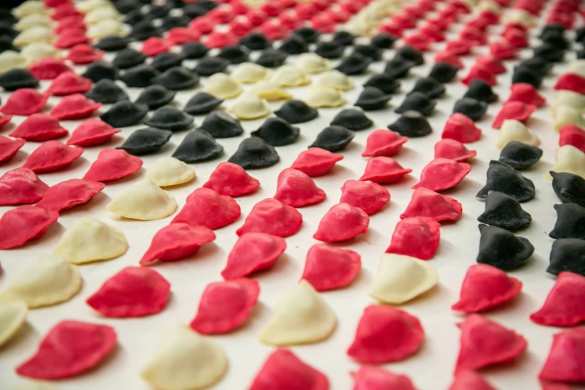 Рушник из вареников: на Украине сообщили о новом рекорде (ФОТО) | Русская весна