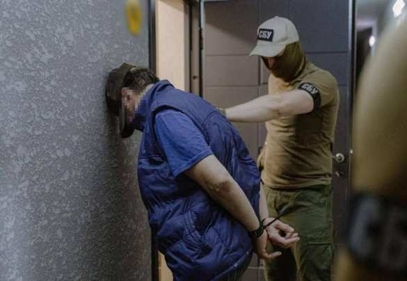 Цирк от СБУ: «Агент ФСБ», переодетый в «сбушника», пытался убить главаря «Волков Да Винчи» (ФОТО) | Русская весна
