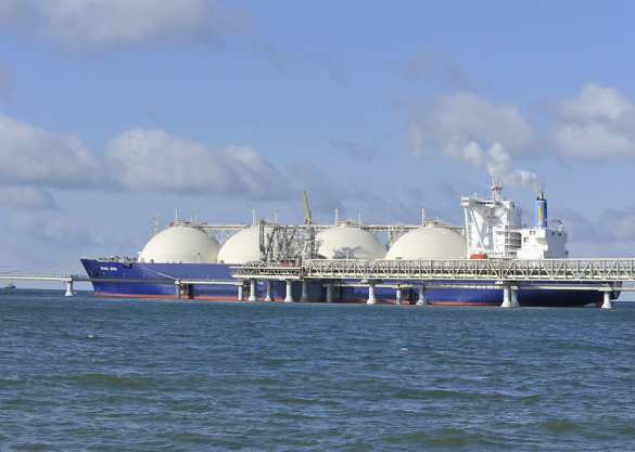 Bloomberg: Китай прекращает поставки СПГ в Европу | Русская весна