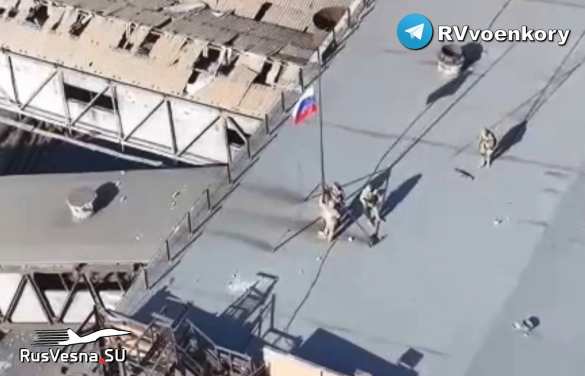 Неприступный бастион врага пал: наши бойцы водрузили флаг России на Авдеевском коксохиме! (ВИДЕО) | Русская весна