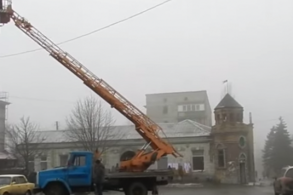 Восстановление Дебальцево после разрушения украинскими карателями (ВИДЕО) | Русская весна