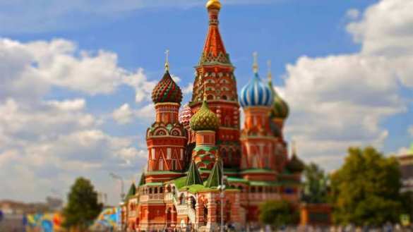 Запад впадает в паранойю, обвиняя Россию в «гибридной войне», — Bloomberg | Русская весна
