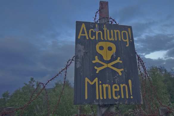 Two civilians die in trip wire mine explosion in settlement of Luganskaya in Ukraine | Русская весна