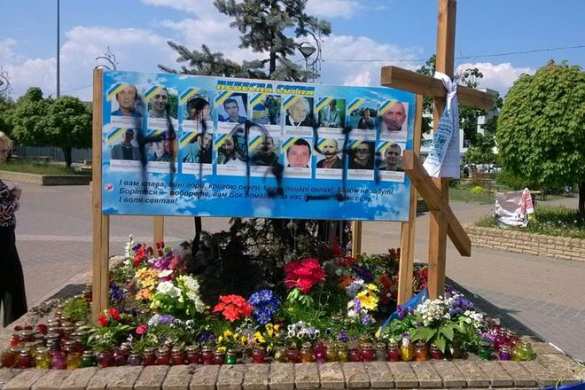 Киевская милиция начала отлавливать активистов Майдана, а в Киевской области «осквернили» мемориал «Небесной сотне» | Русская весна