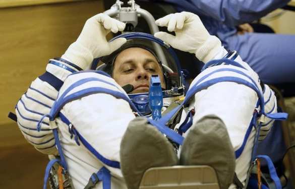 Космонавт Роскосмоса Антон Шкаплеров во время подготовки к полёту Внеземная логика. Космонавты повысят эффективность мышления, делая физические упражнения | Русская весна