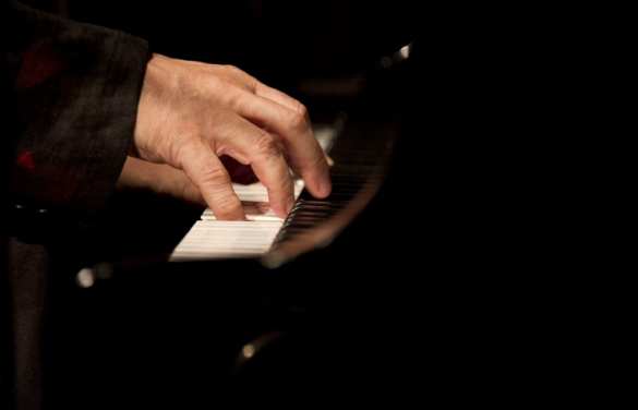 Японцы создали фортепиано, на котором можно играть без рук | Русская весна