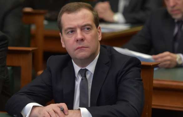 Медведев: оцифровку диссертаций следует начать с работ советских ученых | Русская весна