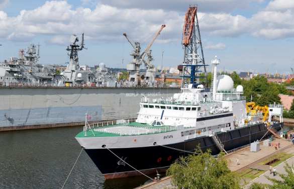 Глубоководный аппарат Минобороны погрузился на шесть километров | Русская весна