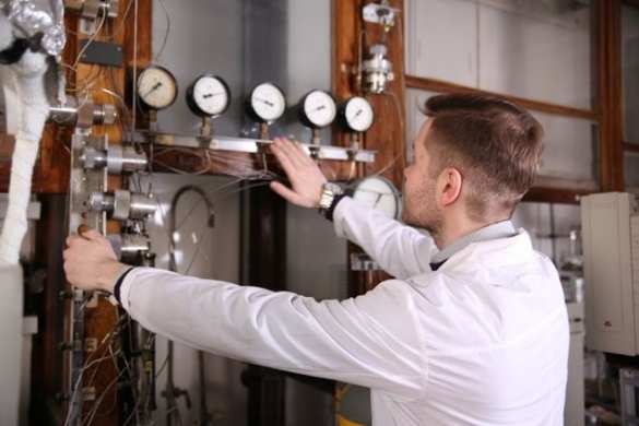 Наступает «железный век» химической промышленности | Русская весна