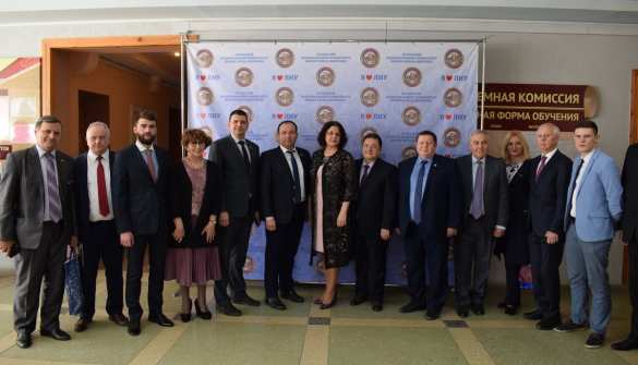 99 лет Луганскому национальному университету имени Тараса Шевченко! | Русская весна