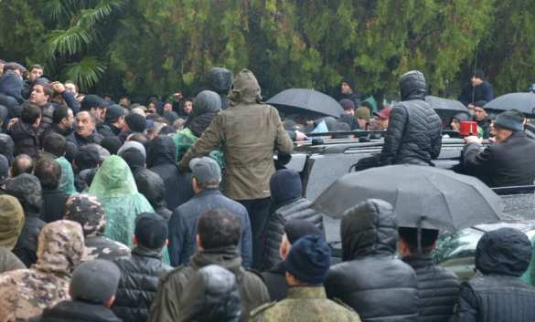 В шаге от госпереворота: Абхазия на пороге гражданской войны (ФОТО, ВИДЕО) | Русская весна