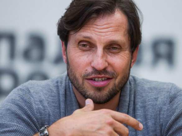 Бежавший в Испанию Александр Ревва получил российский паспорт | Русская весна