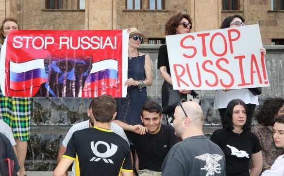 Сборная России из-за антироссийских акций не поедет в Грузию | Русская весна