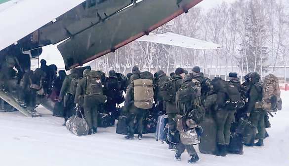 Белорусские военные летят в Россию — кадры Минобороны республики (ВИДЕО) | Русская весна