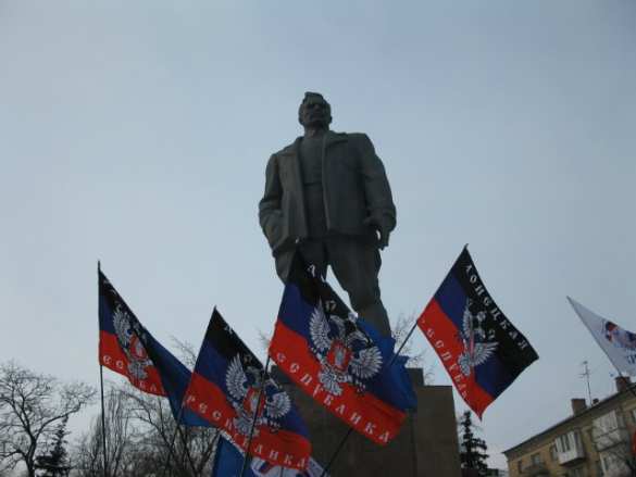 В Донецке отметили 98-ю годовщину создания Донецко-Криворожской республики (ФОТО, ВИДЕО) | Русская весна