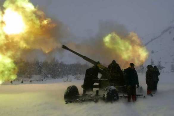 Дебальцевский котел сжимается, бои усиливаются с каждой минутой, артиллерия Ополчения подавляет позиции захватчиков (ВИДЕО) | Русская весна