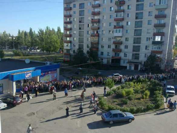 Украинцы калечат друг друга в очередях за дешевыми продуктами (ФОТО, ВИДЕО) | Русская весна