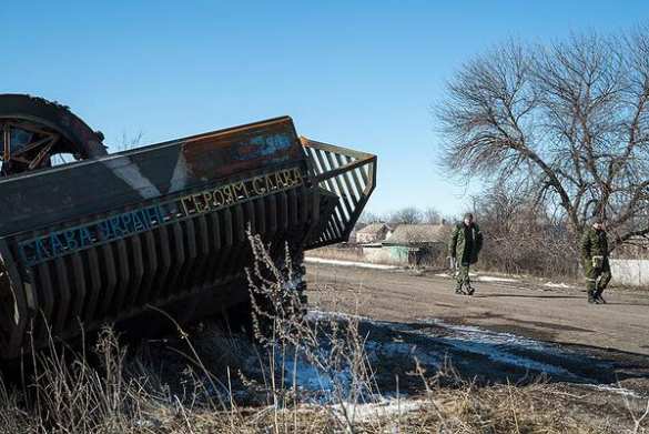 Захарченко: Ополчение из Дебальцево забирало боеприпасы ВСУ вагонами | Русская весна