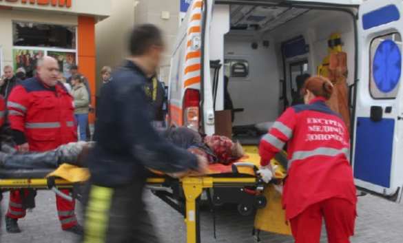 В результате обстрела окраин Донецка ранен мирный житель, — МЧС ДНР  | Русская весна