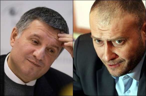 Странное разоружение нацбатов: глава МВД и «Правый сектор» готовят заговор? (ФОТО, ВИДЕО) | Русская весна