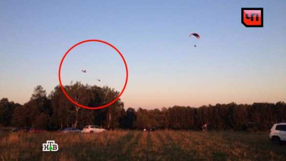 Вертолет и гидроплан сняли за секунды до катастрофы над Истрой | Русская весна