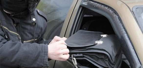 Эстонские наркоманы украли у офицера НАТО ноутбук с секретными данными | Русская весна