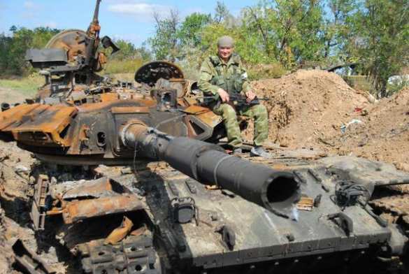 Сводка: бои и артдуэли в районе Дебальцево, Докучаевска, Волновахи, Никишино | Русская весна