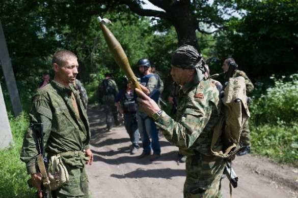 Сводка с фронтов ЛНР: сбит самолет ВВСУ, уничтожены танки, БМП, БТРы, минометная батарея и около 100 солдат противника | Русская весна