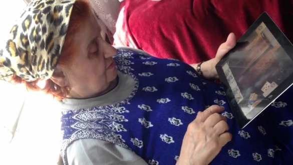 Довели: в Харькове пенсионерка украла iPad (ФОТО, ВИДЕО) | Русская весна