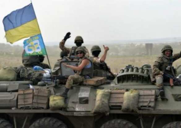 Батальон «ОУН» отказывает своим добровольцам в отправке на фронт из-за нехватки вооружения (ВИДЕО) | Русская весна