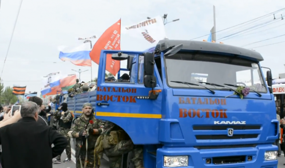 Второй бой батальона «Восток»: 30 «спартанцев» разоружили 300 нацгвардейцев Второй бой батальона «Восток»: 30 «спартанцев» разоружили 300 нацгвардейцев | Русская весна