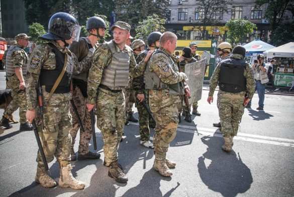 Знаменитый экс-офицер СБУ рассказал правду о зверствах карателей из полка «Киев» на Донбассе (ВИДЕО) | Русская весна