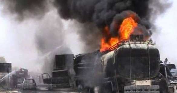 Кровавый день для Пакистана: 6 детей погибли от взрыва бомбы-игрушки и 148 жертв в результате возгорания бензовоза (ФОТО, ВИДЕО) | Русская весна