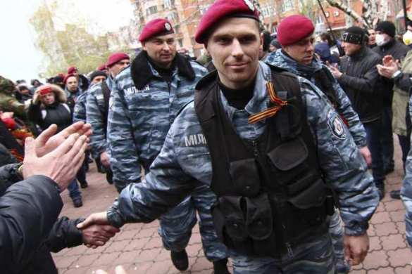 Третья отдельная мотострелковая бригада народной полиции ДНР «Беркут» (видео) | Русская весна