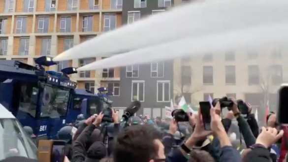 Столкновения в Берлине: народный бунт против властей (ФОТО, ВИДЕО) | Русская весна