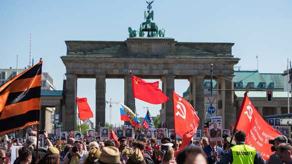 «Бессмертный полк» в Берлине: как это было (ФОТО, ВИДЕО) | Русская весна