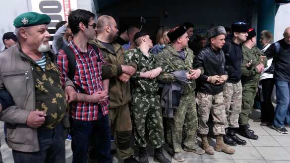 Добровольцы Донбасса и казаки сорвали проукраинский шабаш в центре Москвы (ВИДЕО) | Русская весна