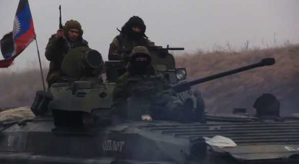 МОЛНИЯ: «Украинские военные, Редкодуб НАШ! Предлагаем вам сдаться! Обещаем теплую одежду и питье!» | Русская весна