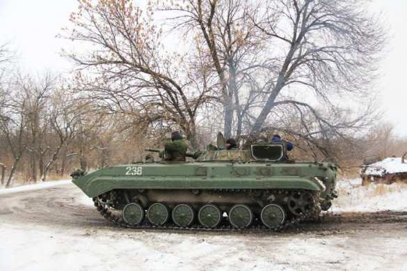 ВСУ деморализованы: артиллерия ЛНР выпустила более 100 тонн снарядов, попытка оттеснить ополчение к 32-му блокпосту закончилась неудачно | Русская весна